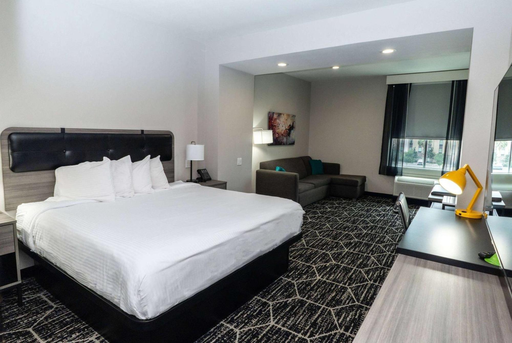 La Quinta Inn & Suites By Wyndham Corpus Christi Southeast Exteriör bild
